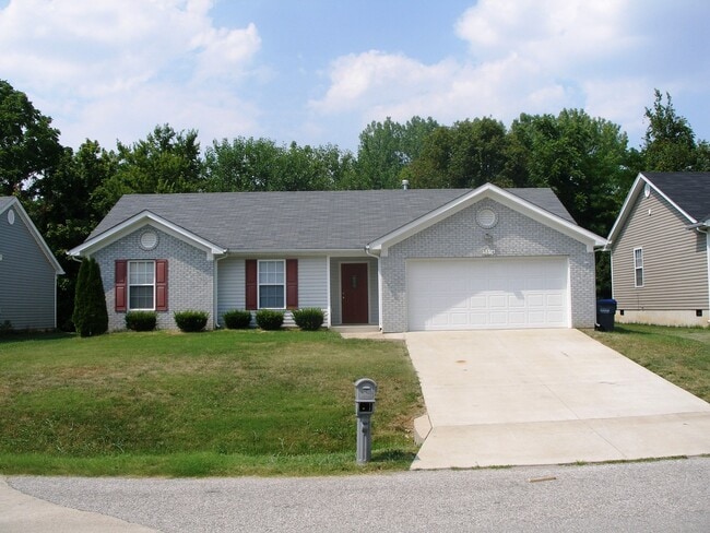 Primary Photo - Beautiful 3 Bedroom 2 bath home