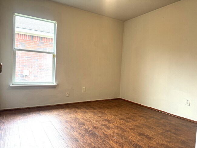 Building Photo - 8915 Canton Park Ln