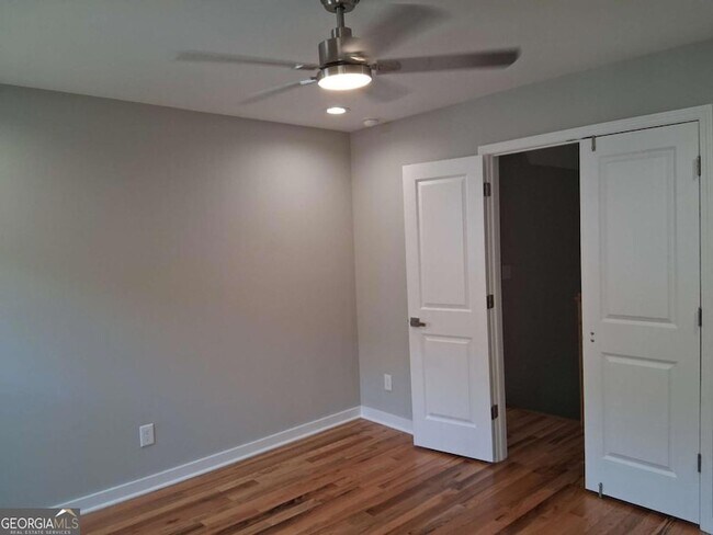 Building Photo - 3185 Tackett Rd