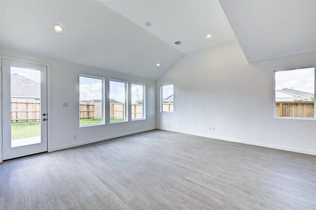 Building Photo - 26923 Zebra Grass Dr