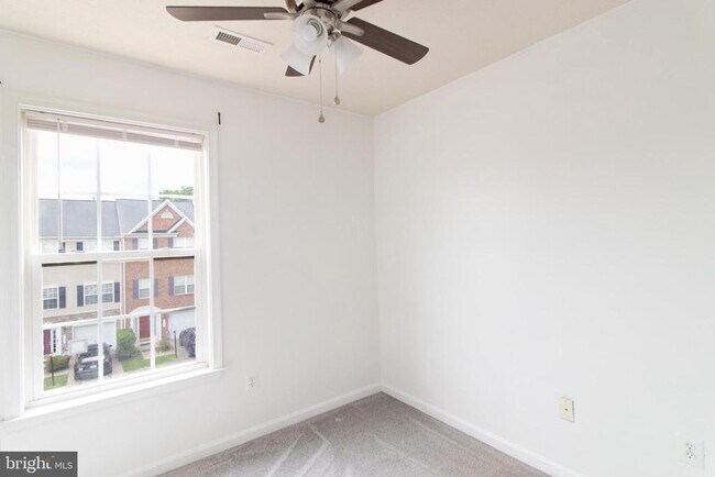 Building Photo - 104 Stingray Ct