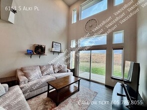 Building Photo - 6161 S Alki Pl