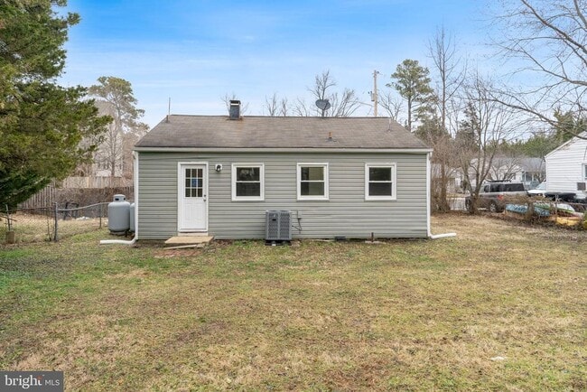 Building Photo - 46423 Franklin Rd