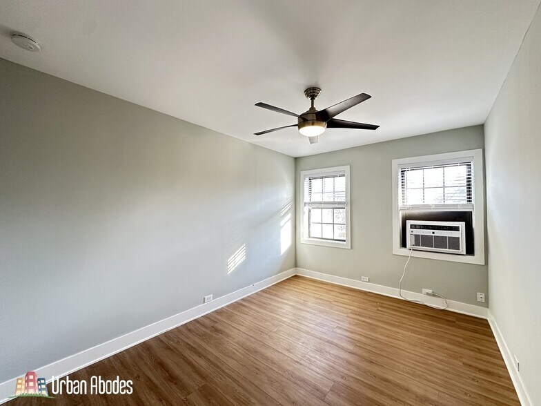 Building Photo - 730 Judson Ave