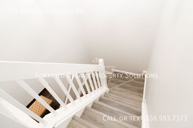 Building Photo - 310 Bridford Downs Dr
