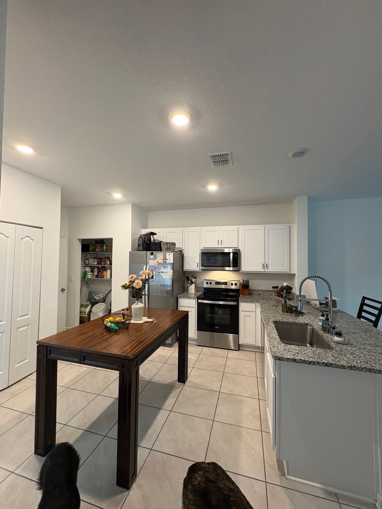 Building Photo - 49 Tidal Beach Ave