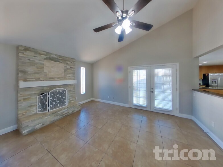 Building Photo - 9026 N 64th Dr