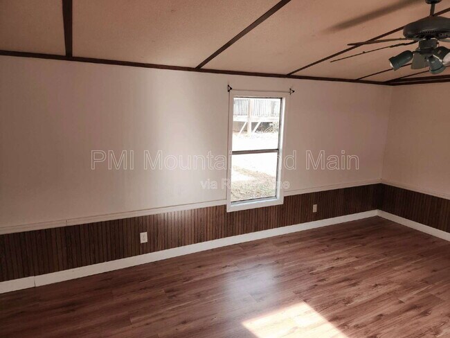 Building Photo - 36 Misty Mountain Way