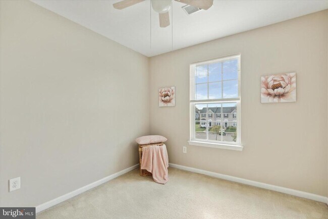 Building Photo - 113 Raven Ct