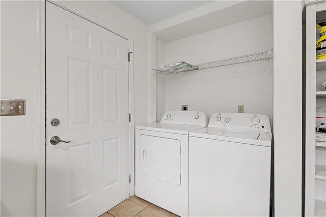 Building Photo - 3036 Peeler Rd