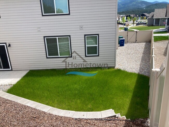 Building Photo - Woodbridge South Home with 4 Bedrooms and ...
