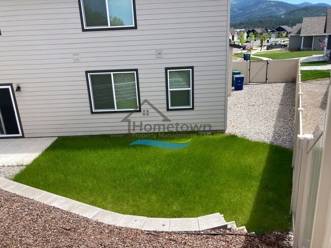 Building Photo - Woodbridge South Home with 4 Bedrooms and 3 Bathrooms in Post Falls build in 2021!