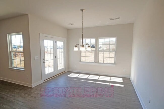 Building Photo - 312 Fairfield St