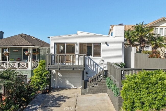 Building Photo - 170 McAulay Pl