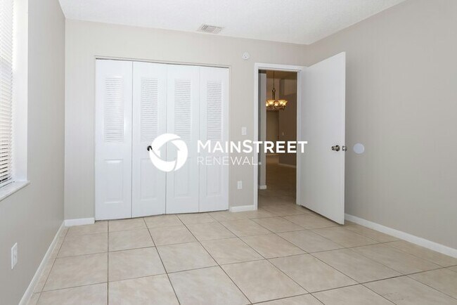 Building Photo - 3 Bedroom Pet-Friendly Home in Port St. Lu...