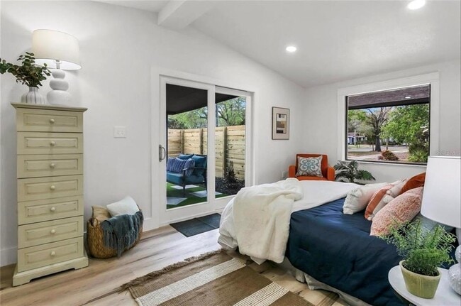 Building Photo - 301 N Fremont Ave