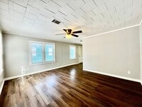 Building Photo - 1410 Greenwood Ave