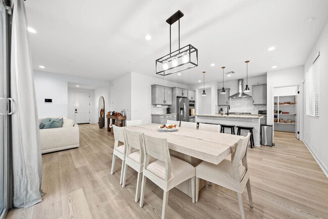 Building Photo - 29963 Blueridge Ct