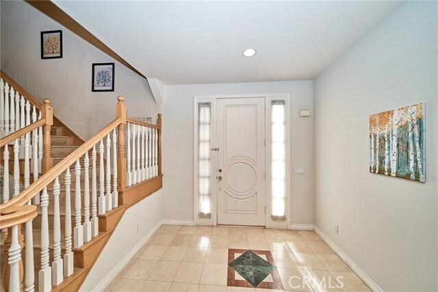 Building Photo - 1018 La Cadena Ave