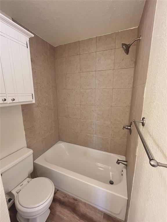 Building Photo - 1901 E Lindsey St