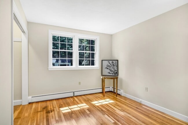 Building Photo - 310 Hayward Mill Rd