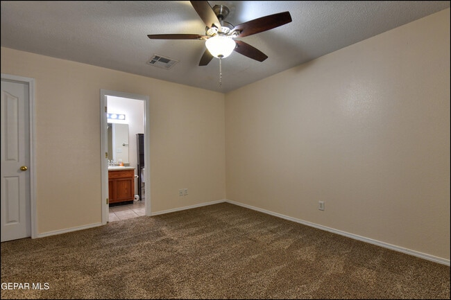 Building Photo - 508 Covington Ridge Way