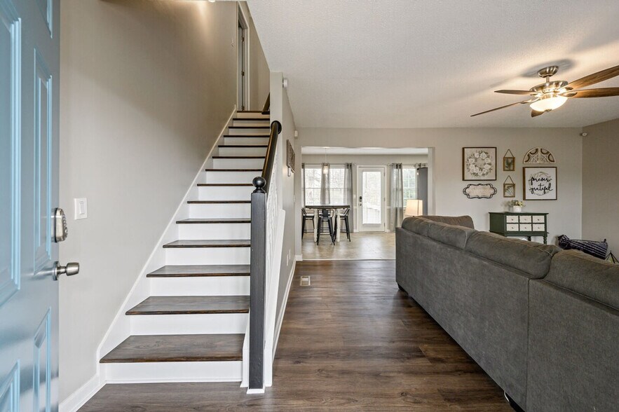 Building Photo - 23 Magnolia Ct