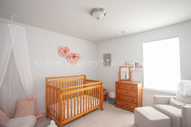 Building Photo - 142 Presley Ln