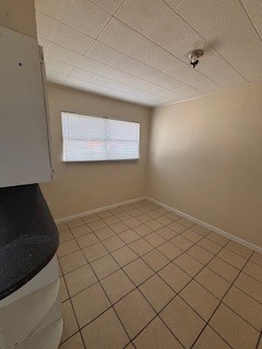 Building Photo - 519 W Walnut Ave