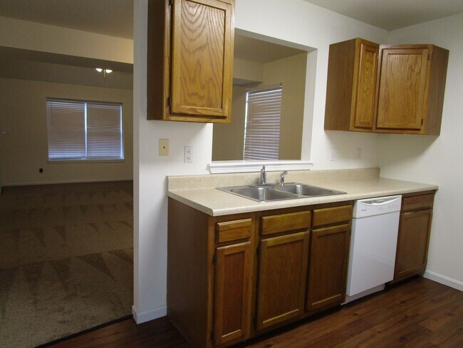 Building Photo - 3538-3540 Prescott Dr.