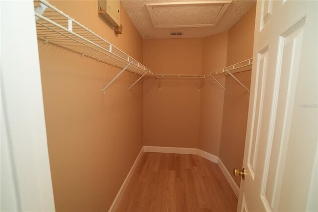 Building Photo - 205 Indian Point Cir