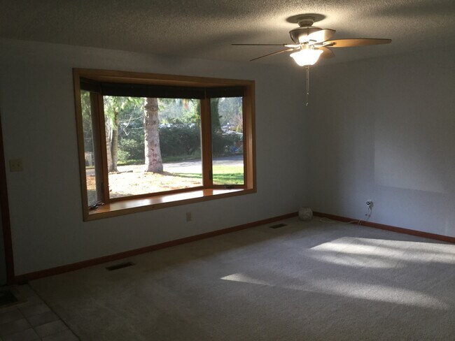 Building Photo - Price Reduced! Charming Home with Large Ya...