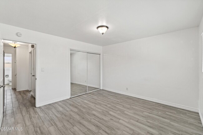 Building Photo - 3345 Porter Ln