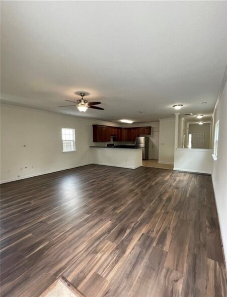 Building Photo - 205 Thalia Rd