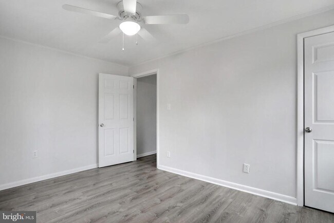 Building Photo - 205 S Princess St