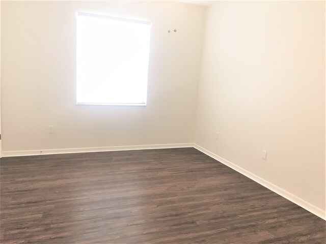 Building Photo - 11124 Creek Haven Dr