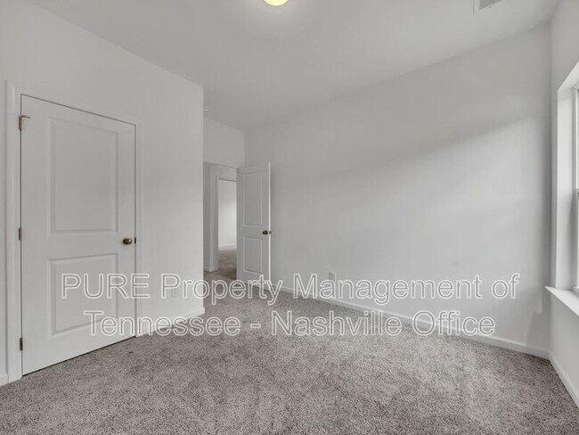 Building Photo - 917 Andasia Wy