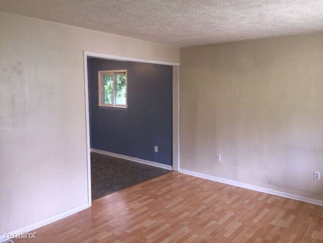 Building Photo - 3 br, 1.5 bath House - 1651 Old Brodhead Road