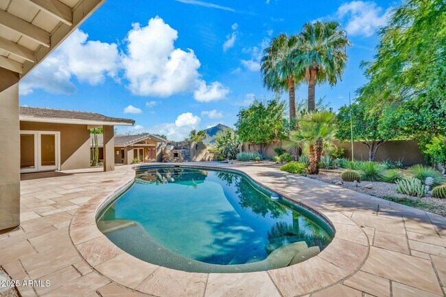 Building Photo - 4531 E Quartz Mountain Rd