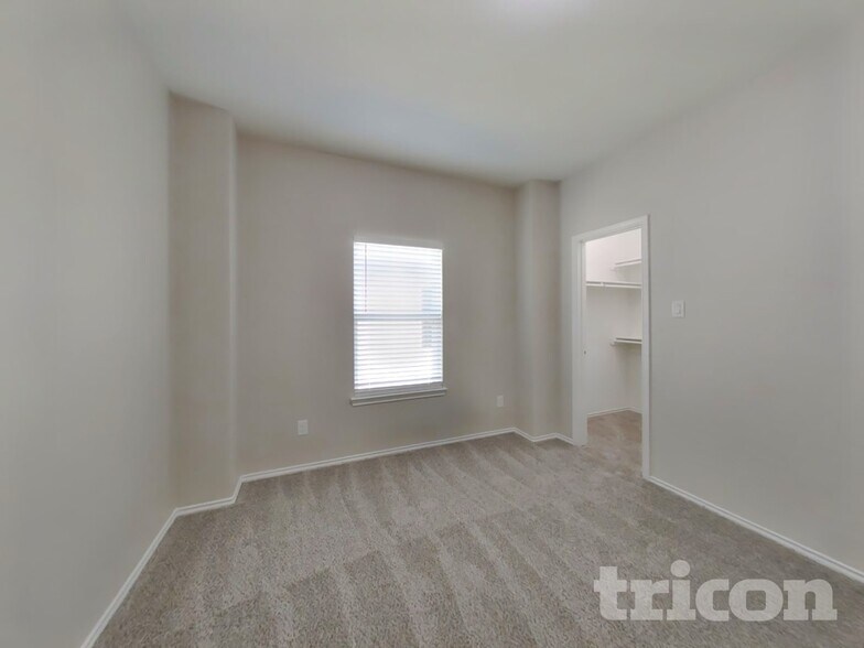 Building Photo - 2823 Arica Ln