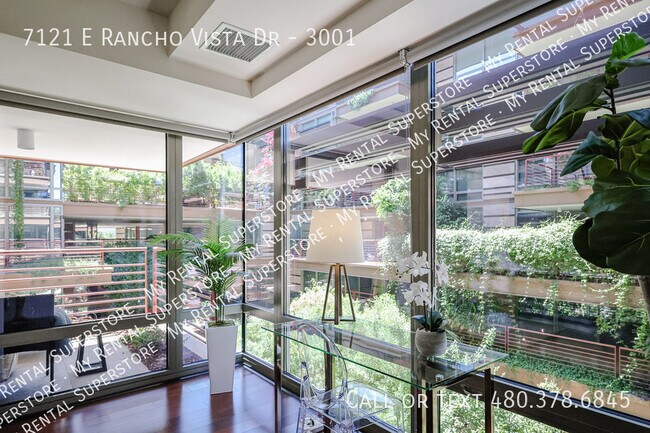 Building Photo - 7121 E Rancho Vista Dr