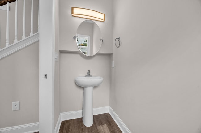 Building Photo - 900 62nd Ave N