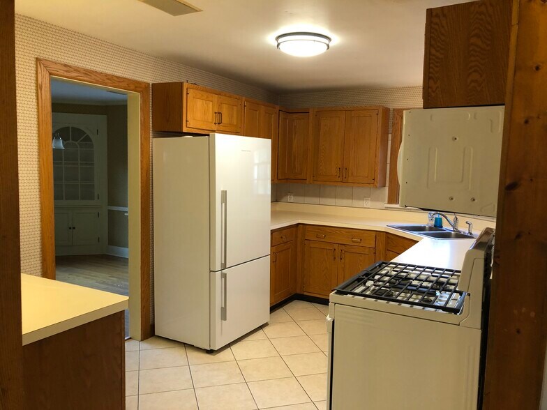 Kitchen - 10 Darroch Rd