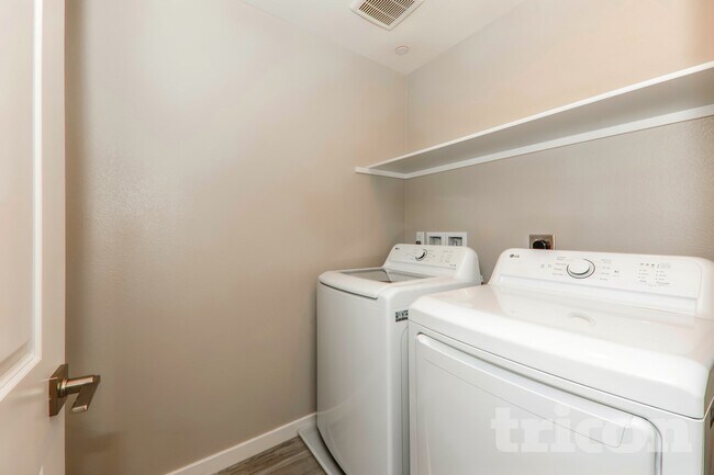 Building Photo - 29372 Caribbean Pine Way Winchester CA