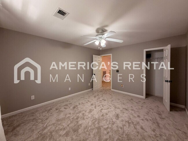 Building Photo - 3505 Savannah Park Ln