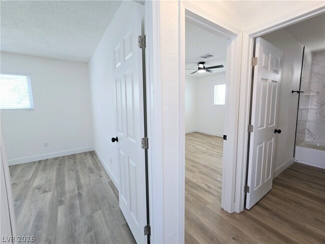 Building Photo - 1083 E Calvada Blvd