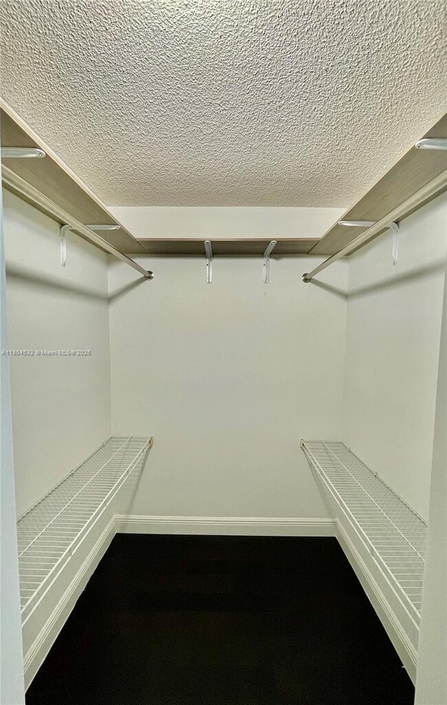 Building Photo - 18151 NE 31st Ct