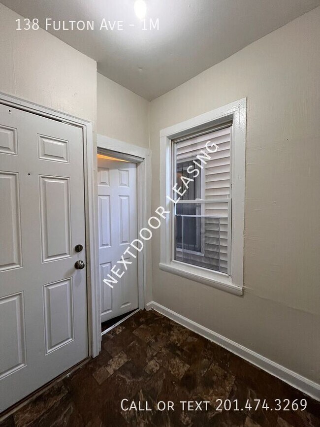 Building Photo - 138 Fulton Ave