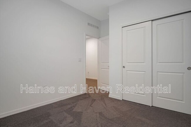 Building Photo - 4136 Lavender Ct