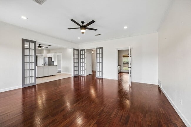 Building Photo - Stunning 4 bedroom 3.5 bath with office that sits on 1.5 acres in ALEDO ISD